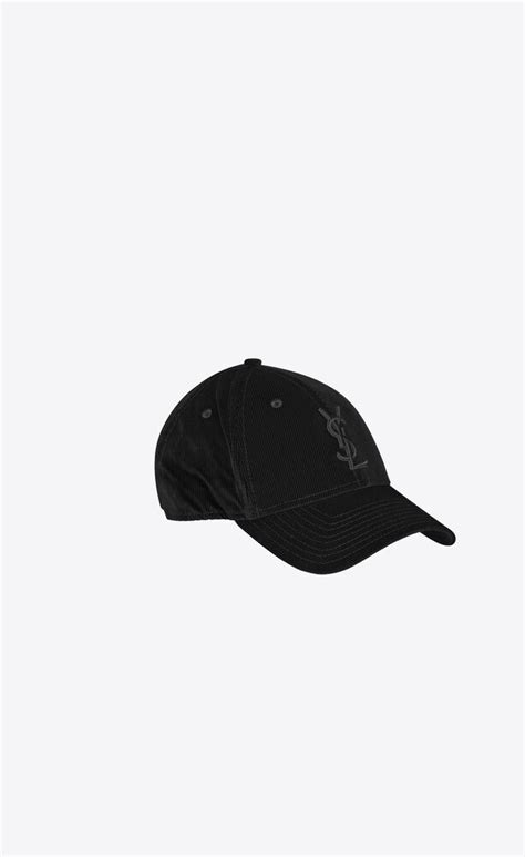 casquette YSL (EN) .